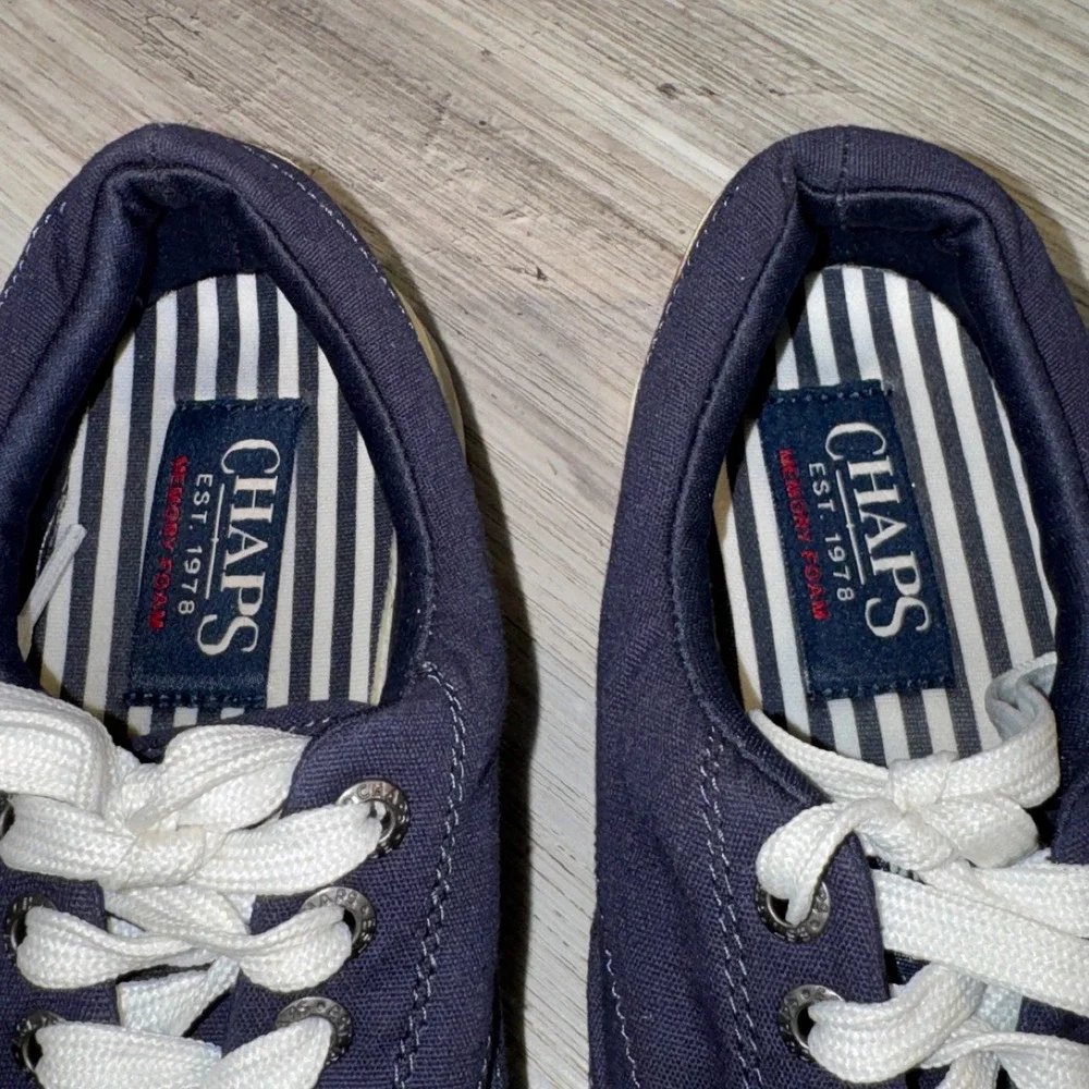 Chaps Canvas Sneakers Men's Size 7.5 Blue Low Top Lace Up Memory Foam Shoes